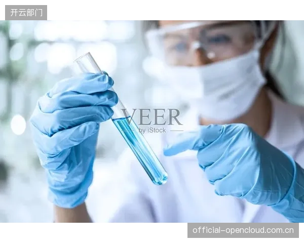 为何投入数百万的运动科学实验室，最终却被几条不兼容的数据线彻底“锁死”？